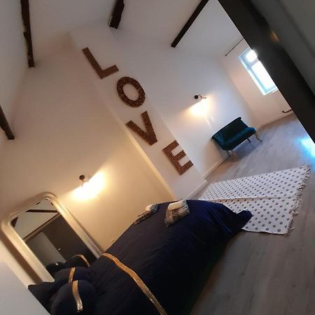 Phoenix Appartement Calais Exterior foto